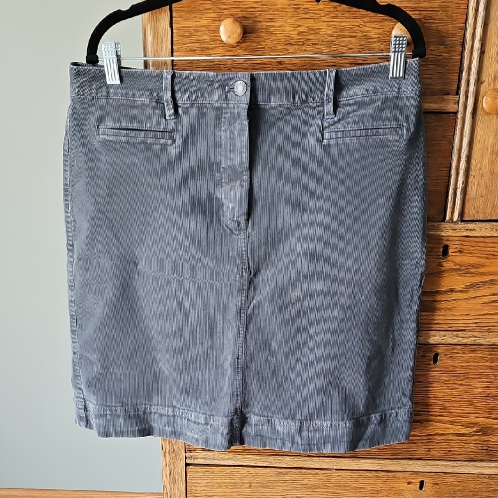 🌿 Talbots Charcoal Gray Corduroy Skirt Size 14P, Petites